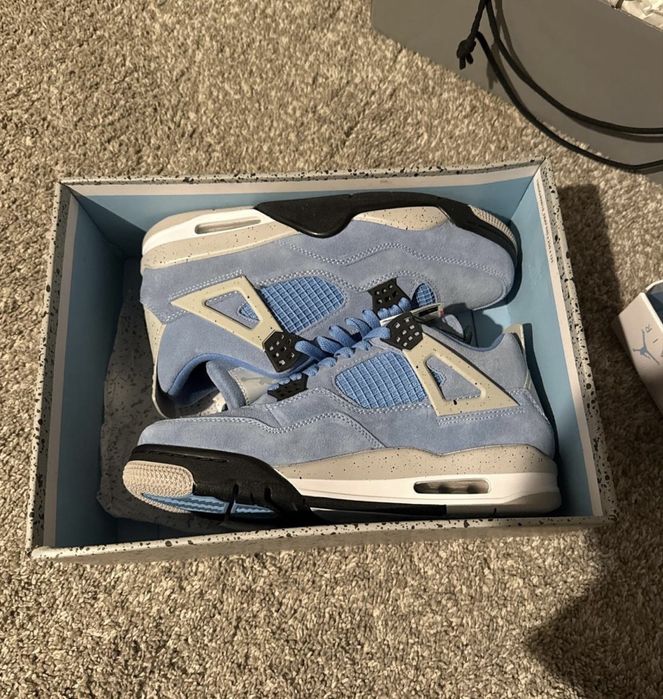 jordan 4 unc.