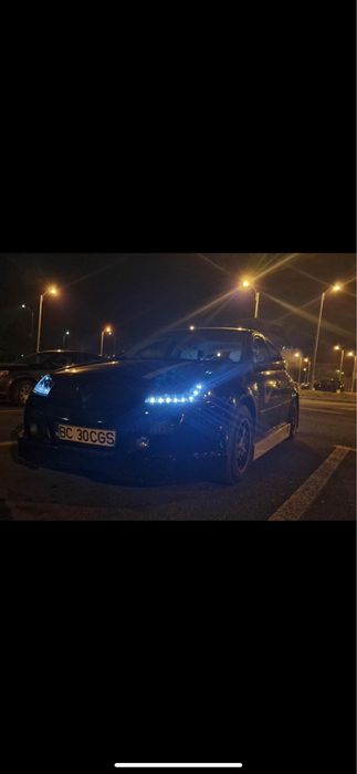 Dezmembrez renault megane 2