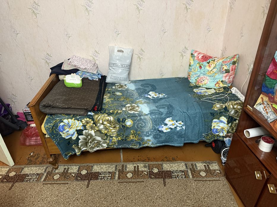 Бесплатно даром мебель диван кровать