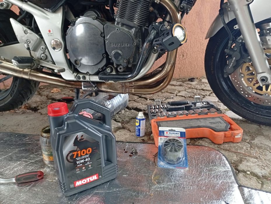Suzuki bandit 1200