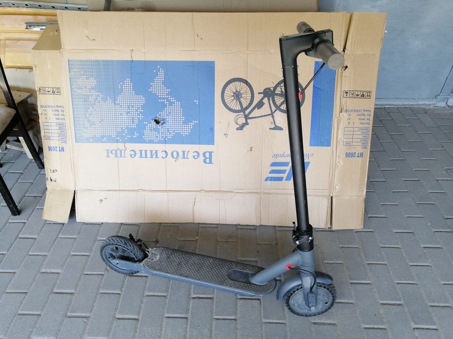 Продам электросамокат  без аккумулятор