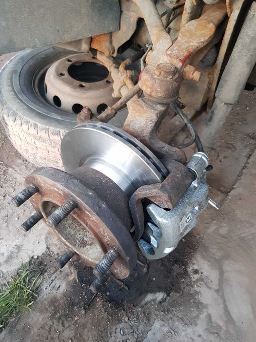 Iveco Daily 35C13 din 65C14 detarat basculabil spate / bascula