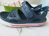Sandale /papuci /slapi plajă Crocs. Mărime 33.