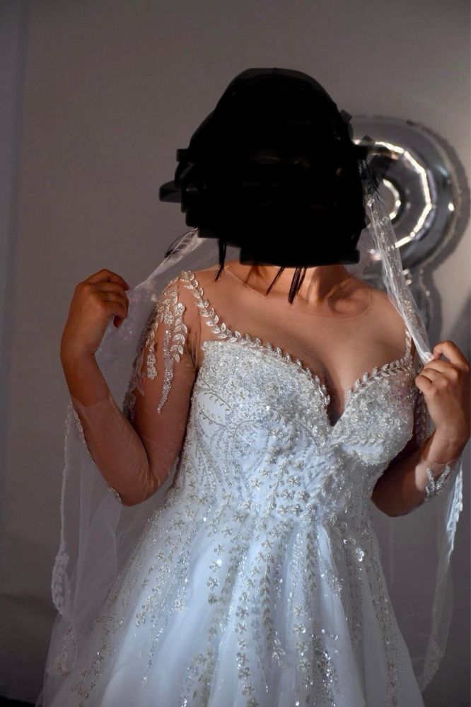 Vand rochie de mireasa