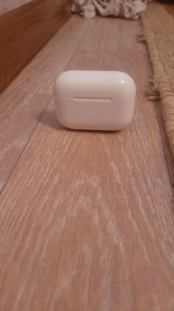 Airpods pro чехол в подарок