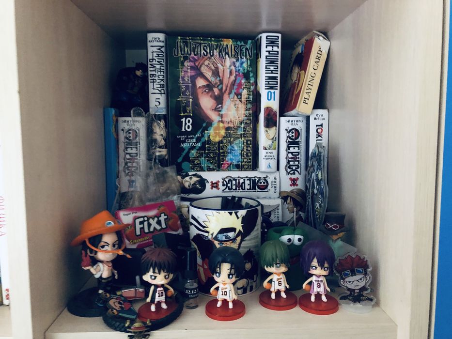 Продаю аниме товар/мангу по Ван Пис / One piece Магической битве и т.д