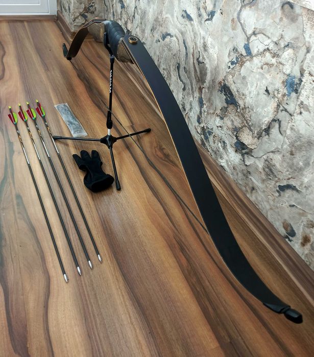 Arc 35# la 28" Black Hunter