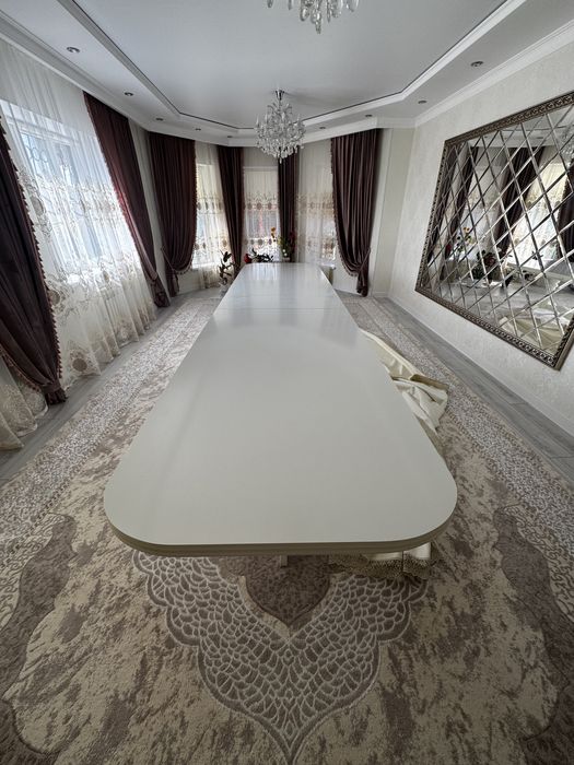 Стол для больших компаний гостей, город Актобе!