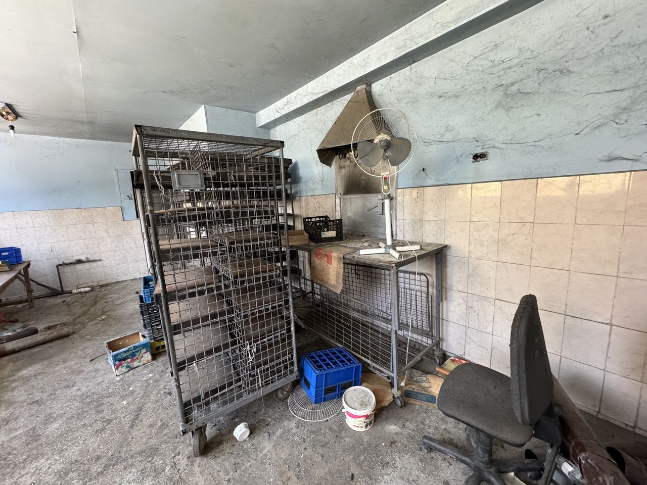 Продава се Промишлена сграда в с. Генерал Колево, Област Варна - 300 кв.м за 67 €/кв.м - Снимка #3