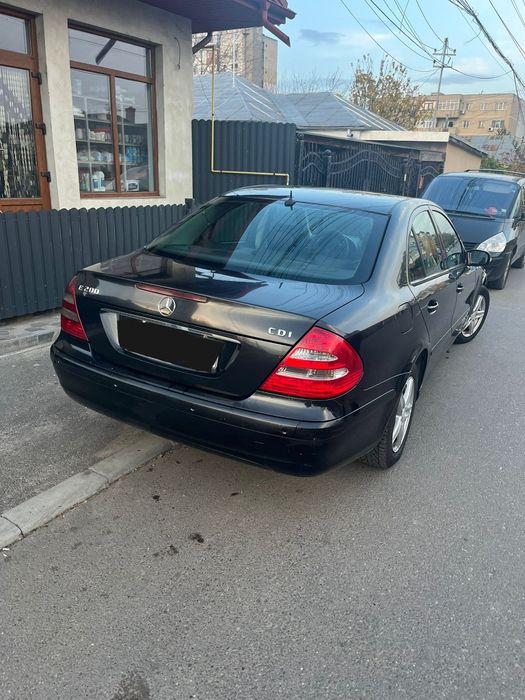 Mercedes benz E220