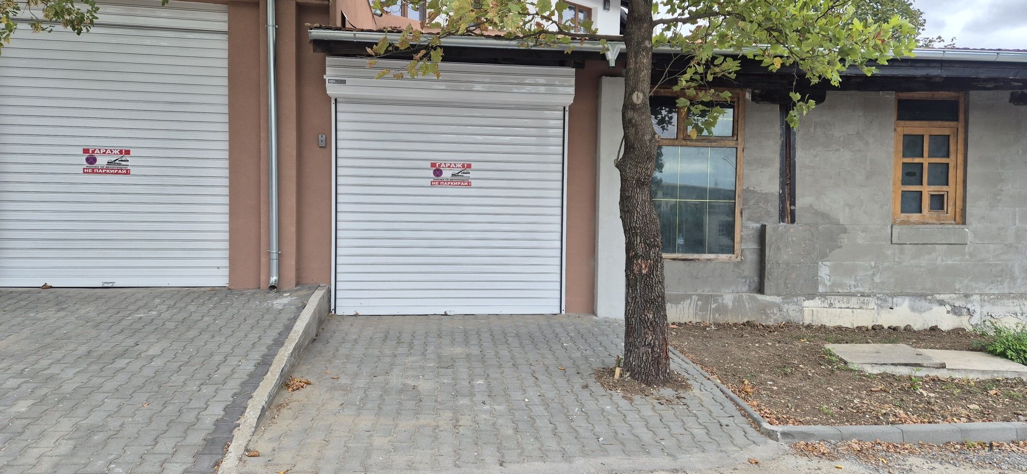 Гараж 18 кв.м на ниво улица кв.Бузлуджа