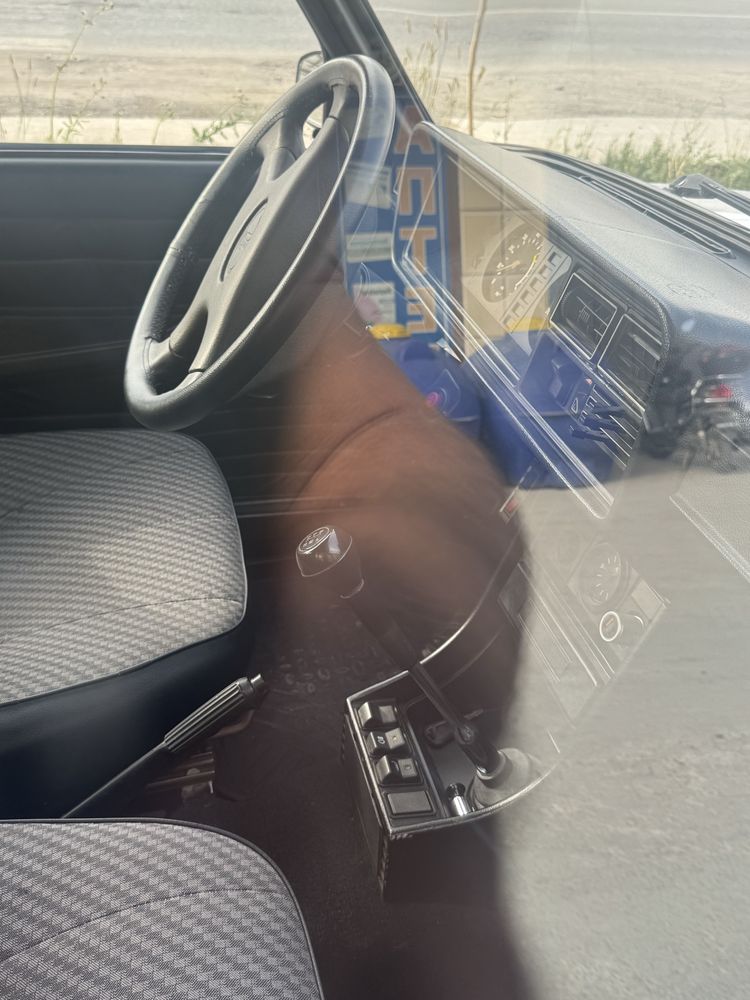 Sirochni sotiladi Vaz 2107 Sotiladi radnoy turibdi