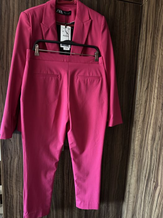 Сако и панталон Зара.Ново!