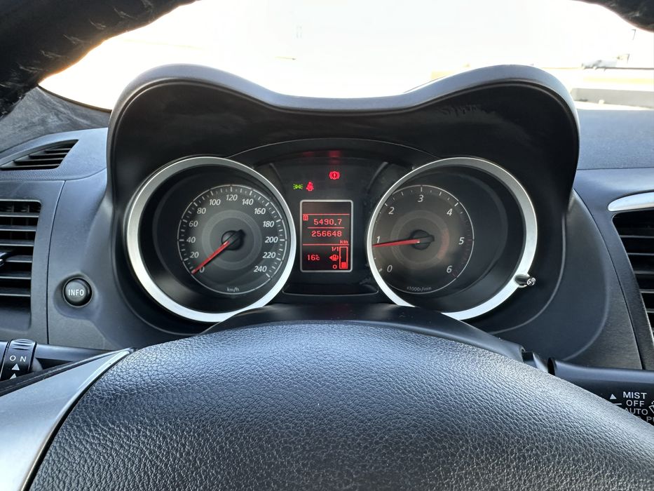 Mitsubishi Lancer 2.0 DI-D