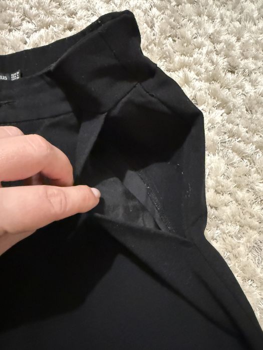 Pantaloni largi Stradivarius