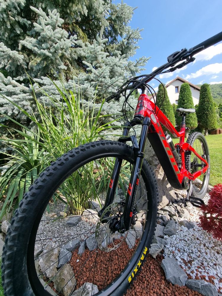 Vând ebike SCOTT full suspention