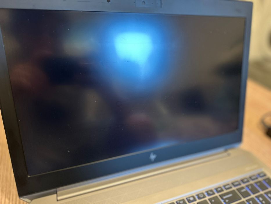 Лаптоп HP Zbook 15 G5, 1TB SSD, 4GB Nvidia, 32GB Ram, Intel code i7 8s