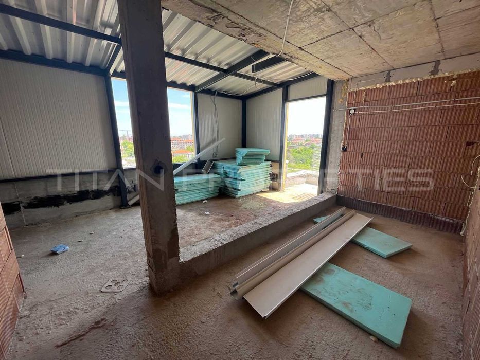 Продава се Четиристаен апартамент в Пловдив, Остромила - 189 кв.м за 1150 €/кв.м - Снимка #5