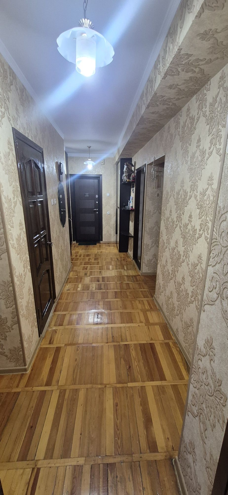 Продам 3-х комнатную квартиру с ремонтом