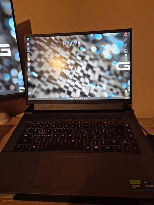 Laptop Gaming Dell G16 7630 I7-13650HX RTX4050 500GB SSD 16GB RAM