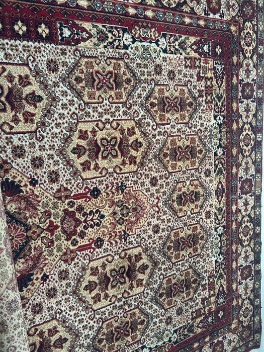 Шенстяной ковер. Размер 3*4 .