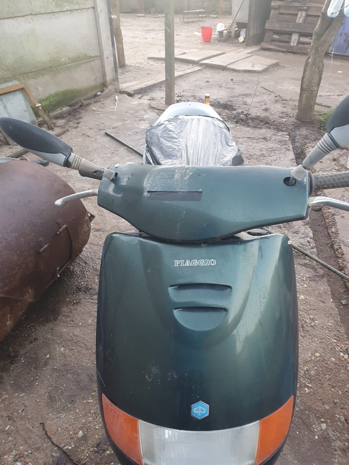 Vand scuter piaggio sfera