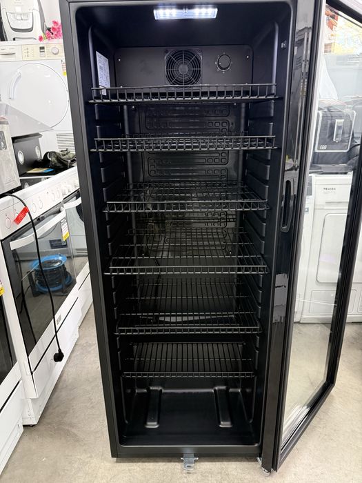 Нова!!! Хладилна витрина EXQUISIT за вино