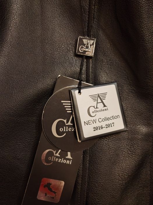 Haină de damă din piele.