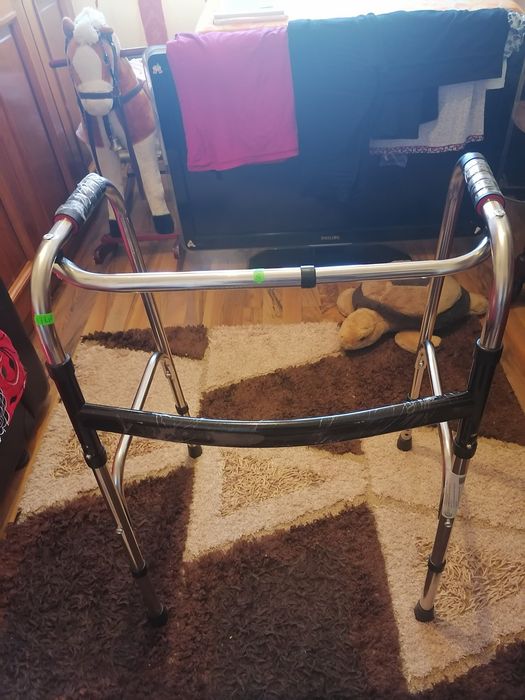 OFERTA : Cadru metalic medical (nou în folie)