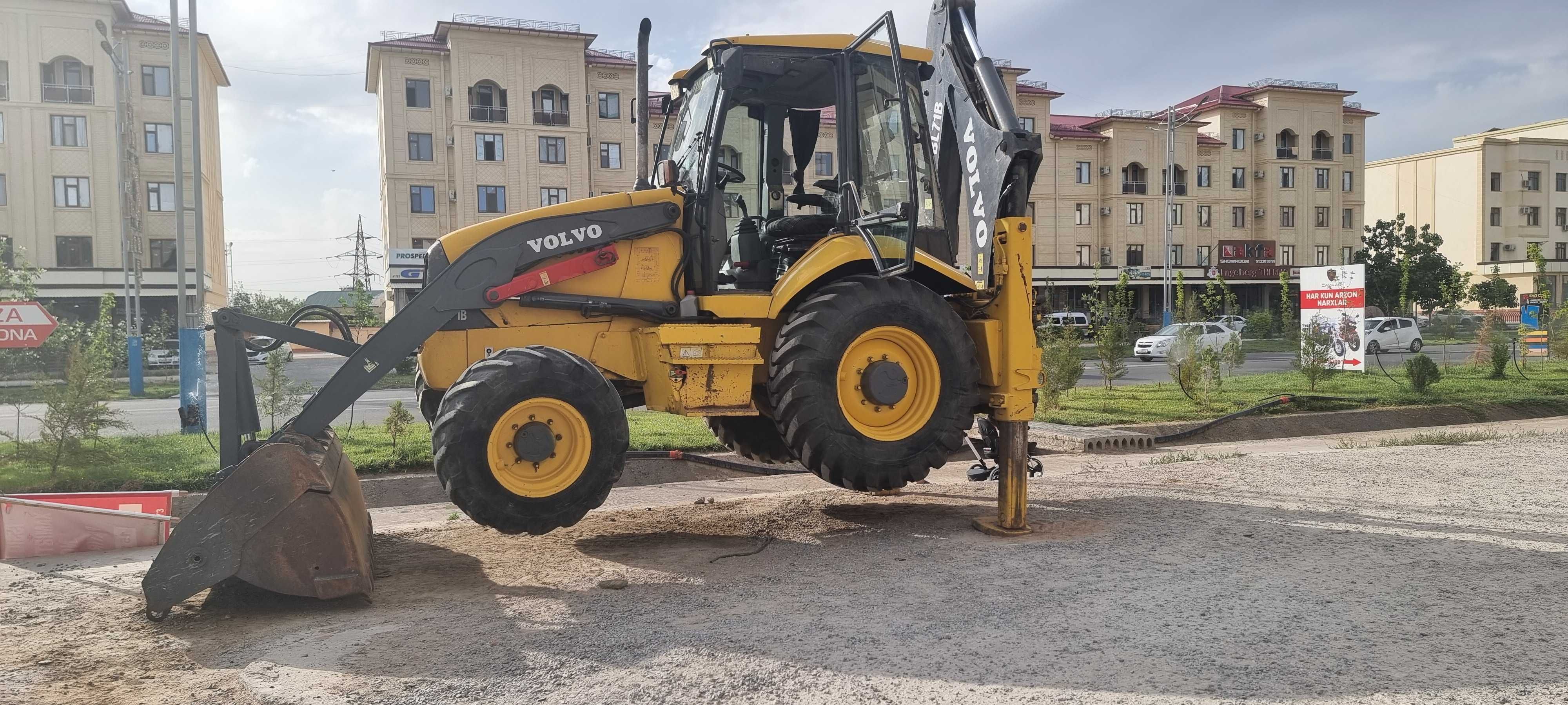 Volvo bl71 sotiladi