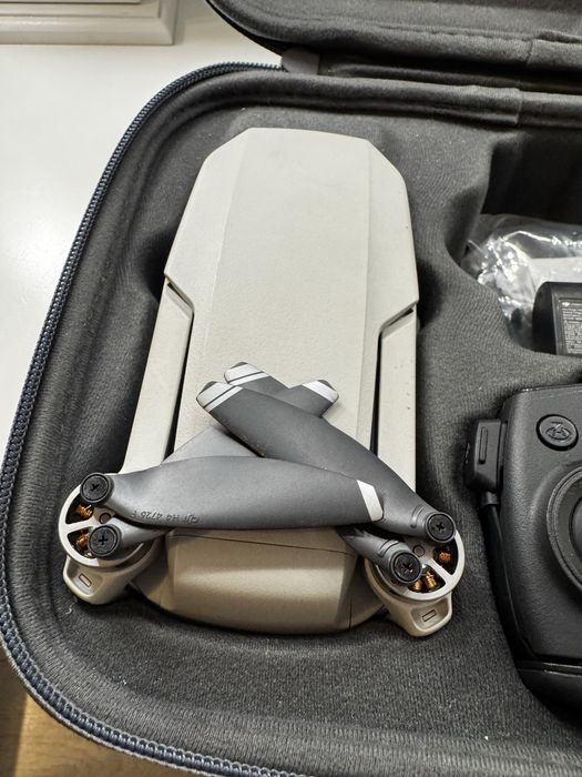 Vand drona Dji Mavic 1