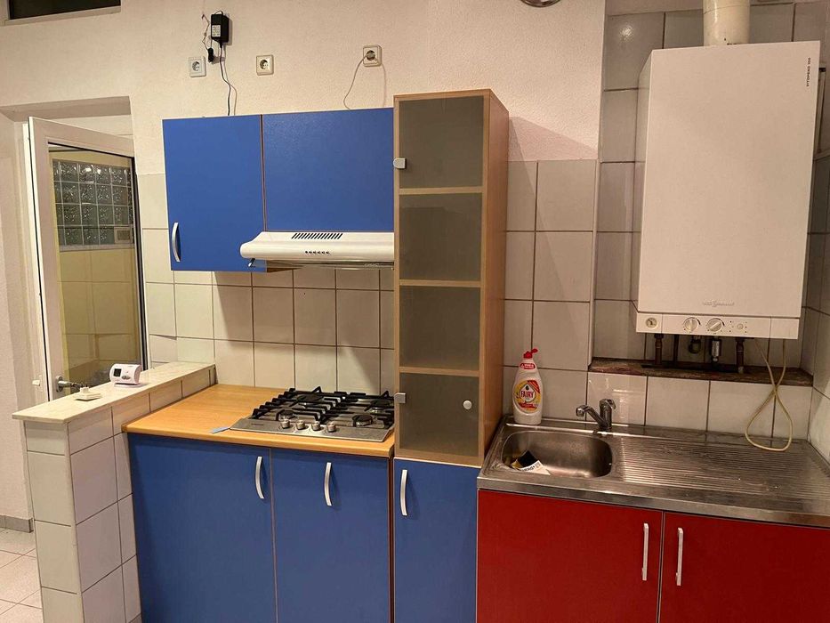 Închiriez casa 3 camere zona centrală, str. Udriste Nasturel