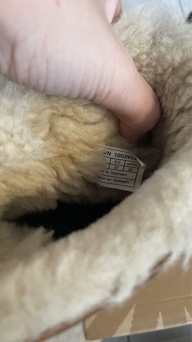 Cizme UGG marime 37