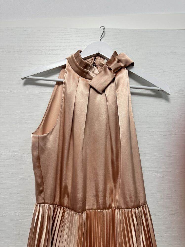 Rochie Ted Baker, midi cu fusta plisata, marimea S