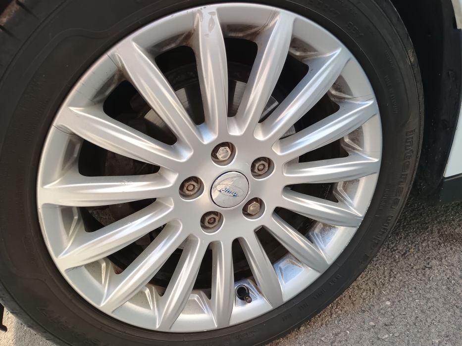 Ford 5x108 17 с отлични летни гуми