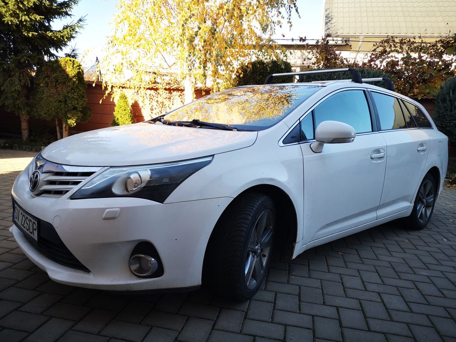 Toyota Avensis 2015, 2.0 diesel ,5250 €