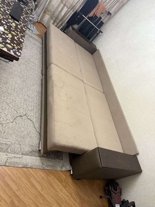 Продам большой диван