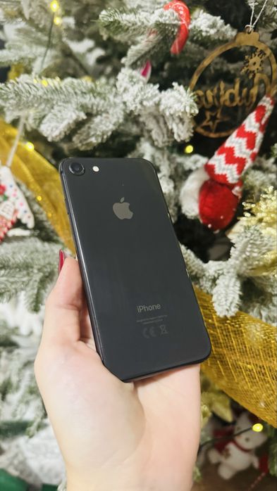 Iphone 8 64 Gb- necesita schimbarea bateriei - in jur de 80 de lei