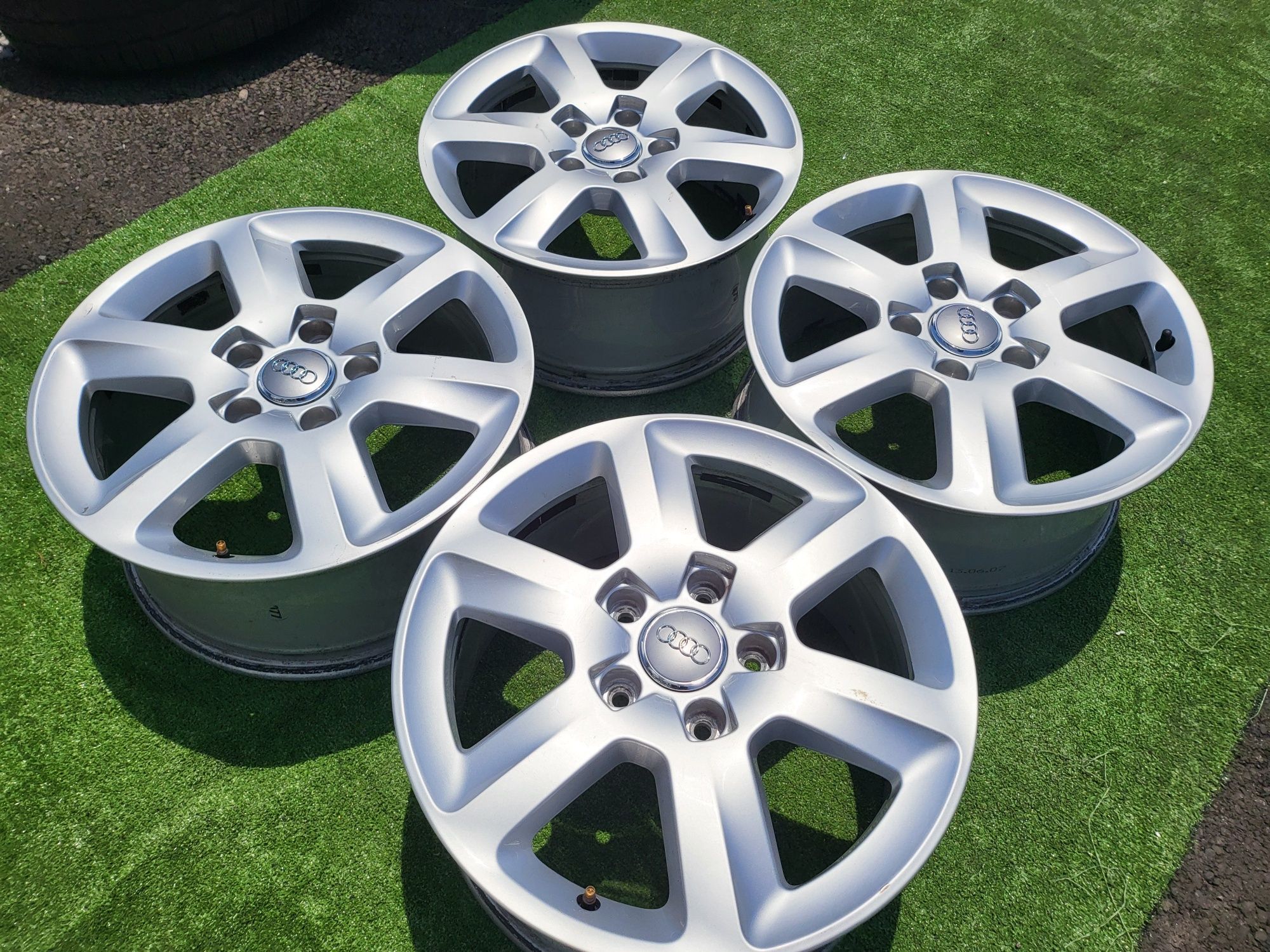 Лети джанти 18 5х130  Audi Q7  ,Audi ,VW Tourag
