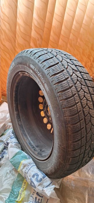 Vand ROTI BMW cu cauciucuri de iarna si capace 225/55/17