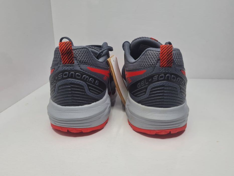 Маратонки Asics Gel-Somona 6

Чисто нови с кутия.

Размер 39.5 стелка