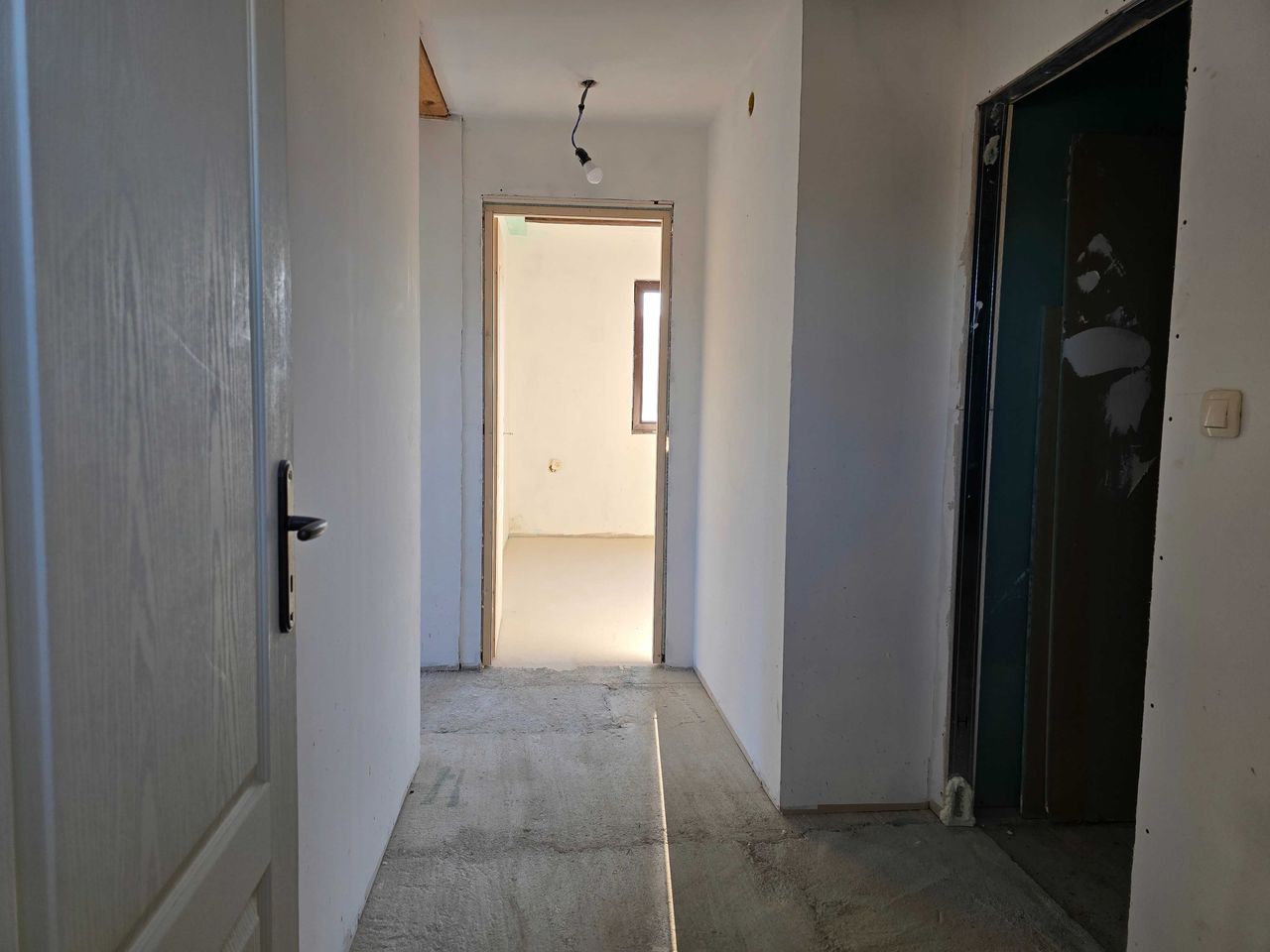 Продава се Къща в с. Къпиново, Област Велико Търново - 178 кв.м за 815 €/кв.м - Снимка #13