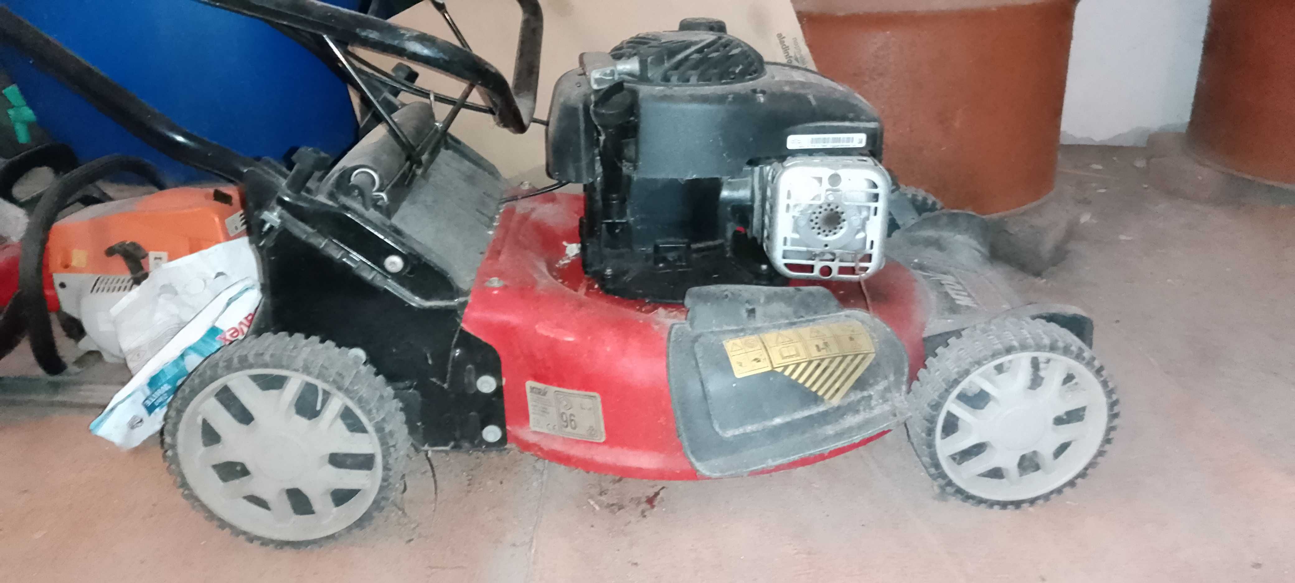 MTD Самоходна косачка, запазена в добро състояние