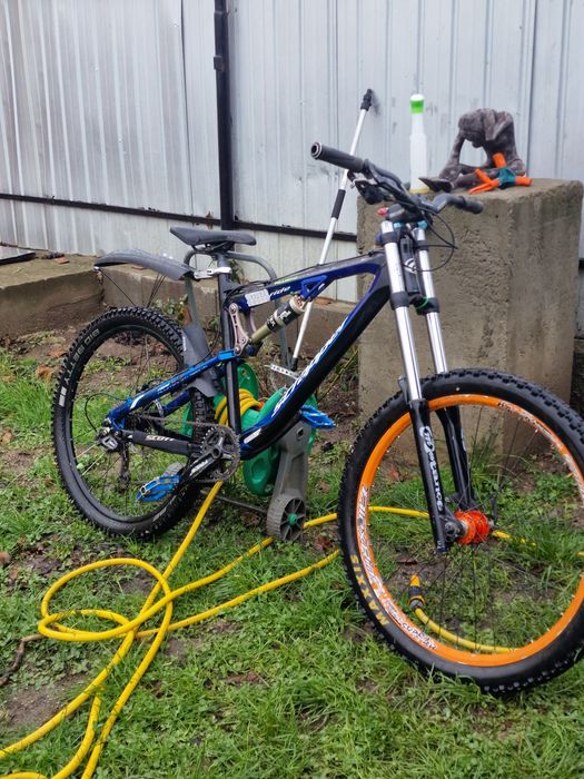 Bicicleta mountain bike mtb downhill