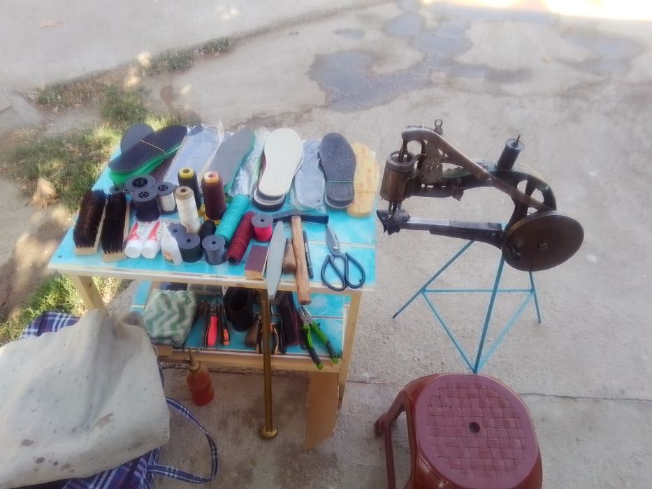 Мастерская по ремонту обуви. Химчистка покраска обуви