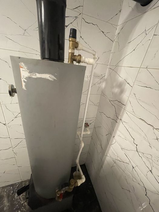 Boiler pe leme  120 l in stare  buna