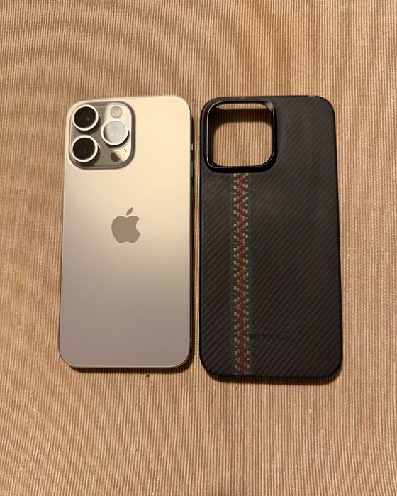 iPhone 15 Pro Max Natural Titanium 256GB + Pitaka Ultra-slim case