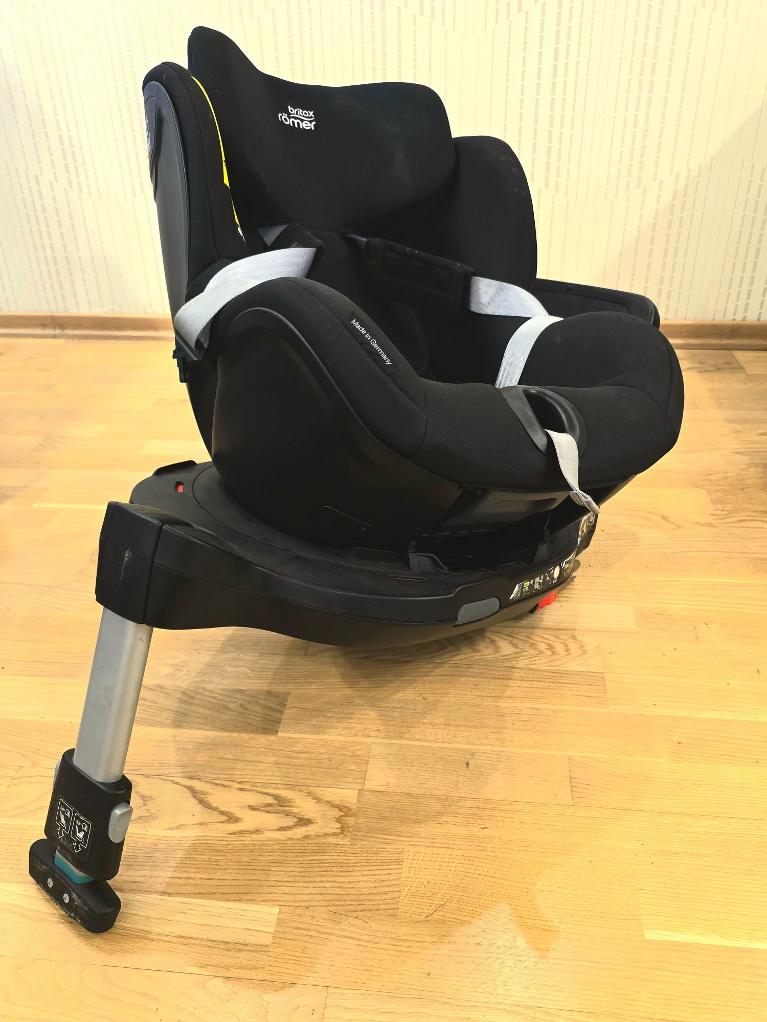 Столче за кола Britax Römer Dualfix Z-Line i-Size