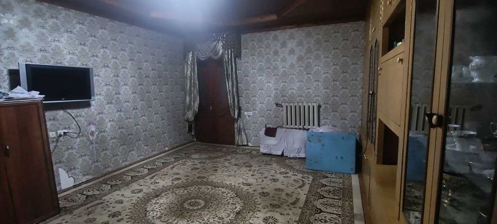 Hovli sotiladi 4.2 sotix