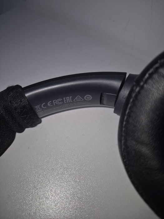 Căști Razer Opus THX+mouse pe cablu CADOU!